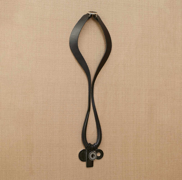 Ellie Neck Piece - Black