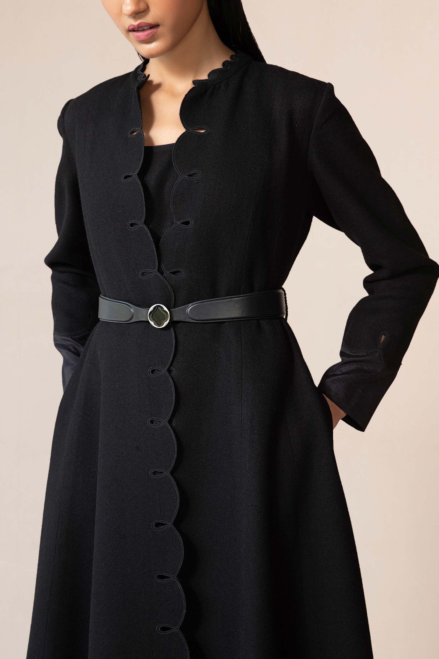 Wool Veda Abaya Set – Black