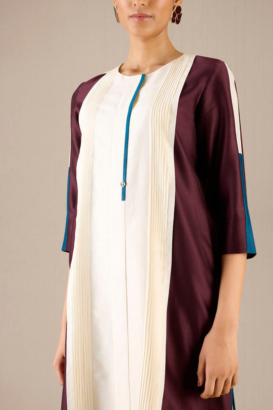 Chanderi Araiah Kurta Set – Red