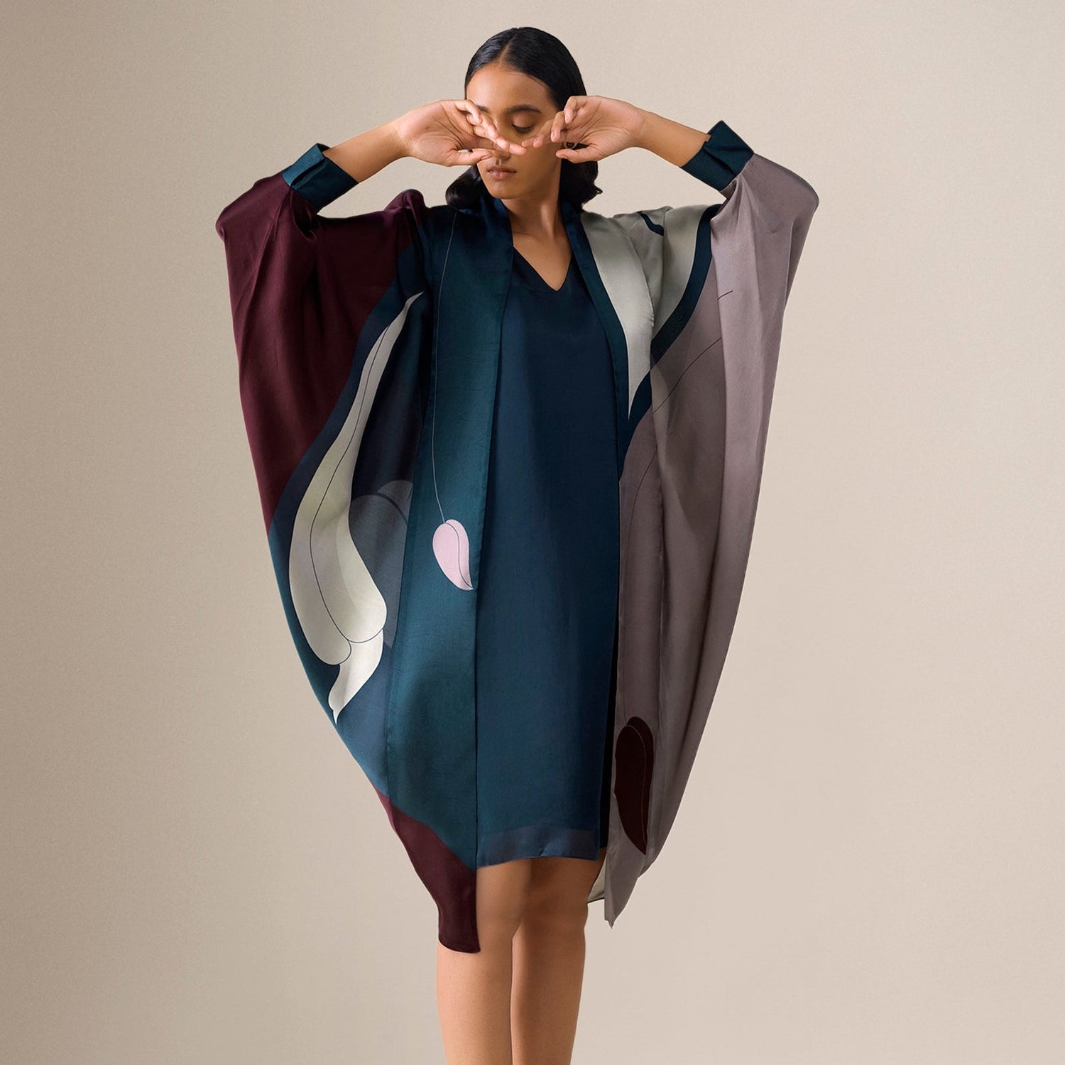  Organza Anissa Cape Set – Black