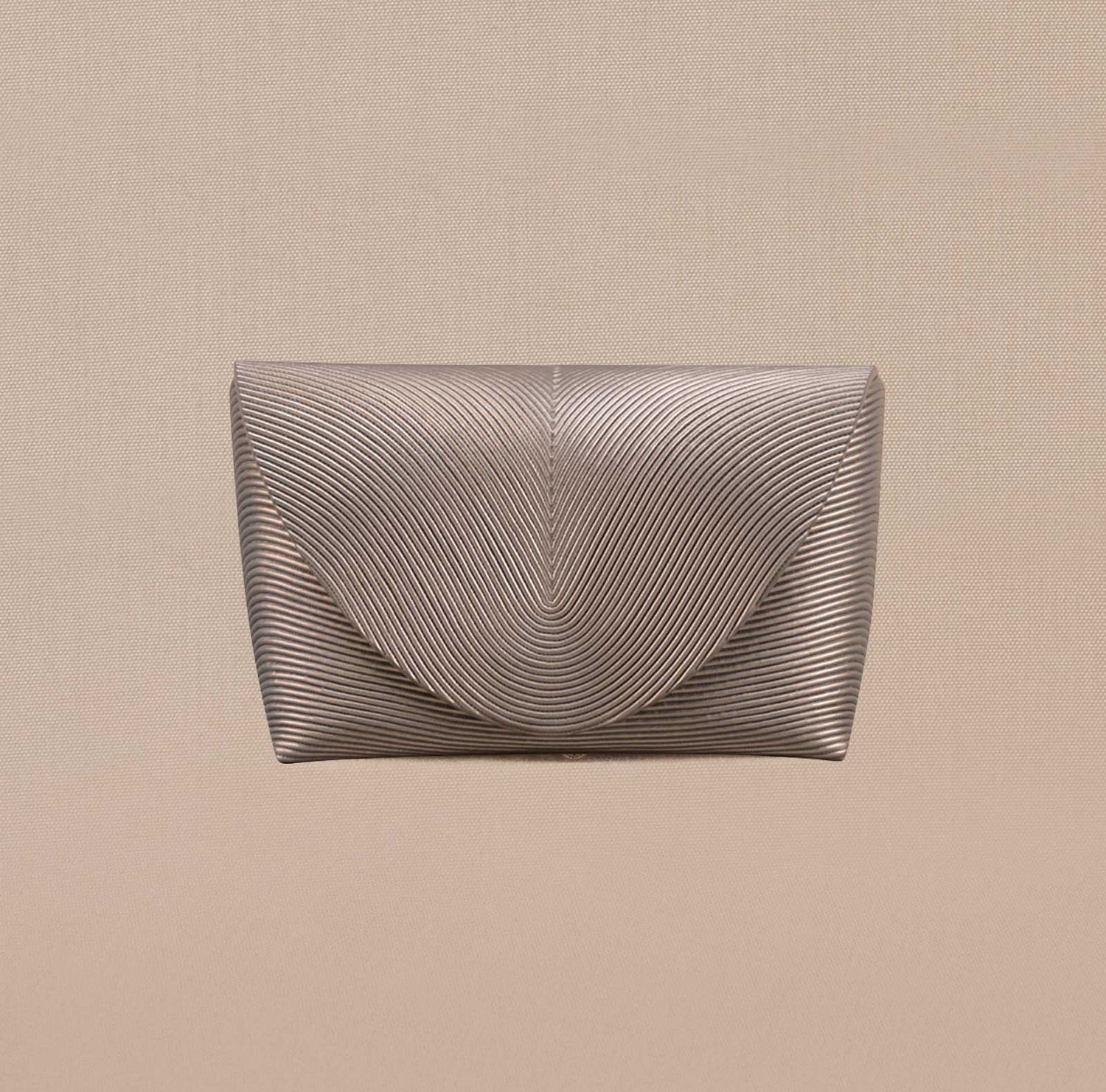 Nazah Clutch - Metallic Toosh