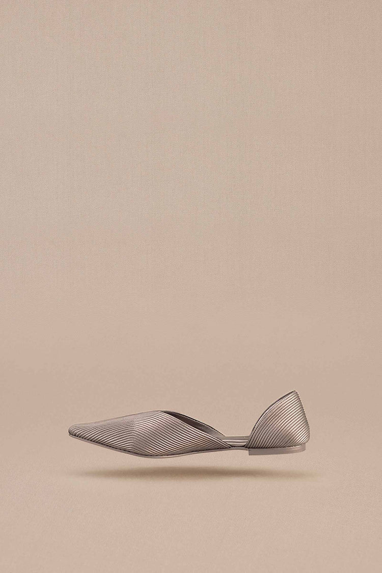 Zahra Point-toe Flats - Metallic Toosh