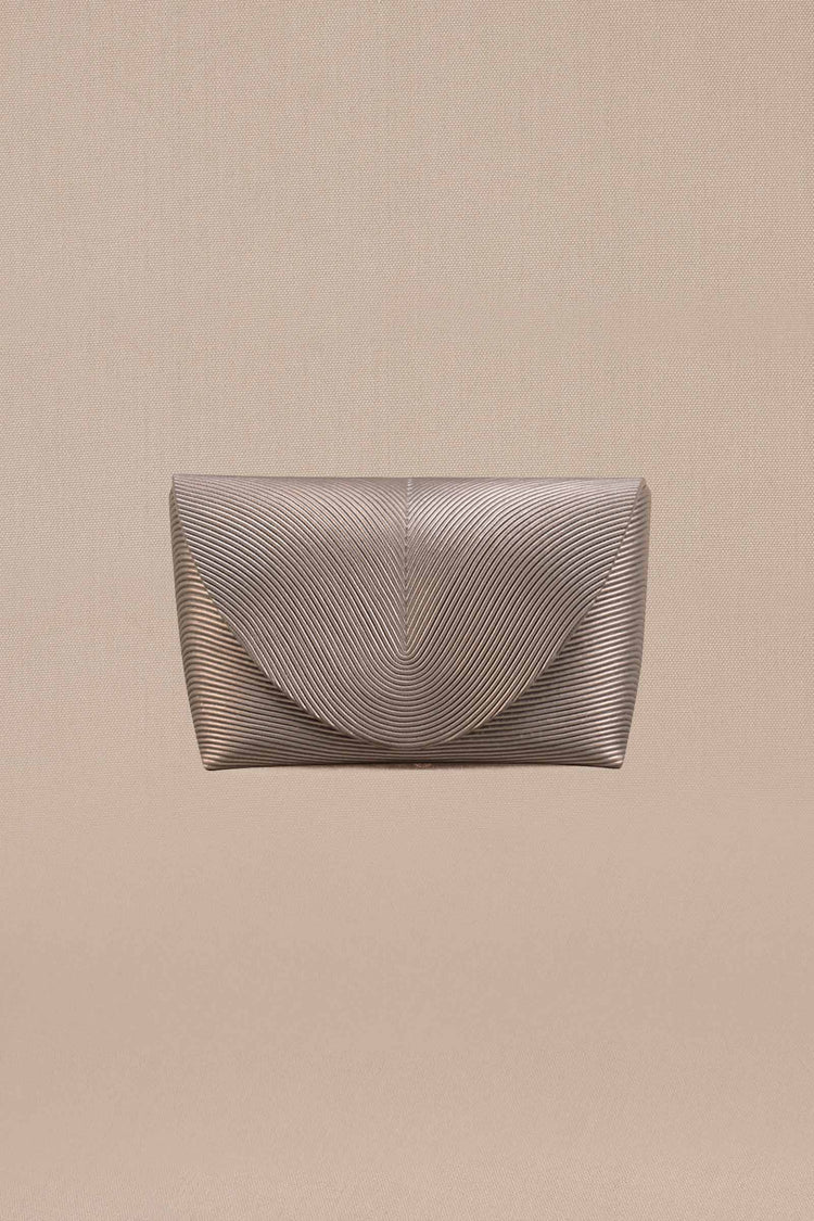 Nazah Clutch - Metallic Toosh