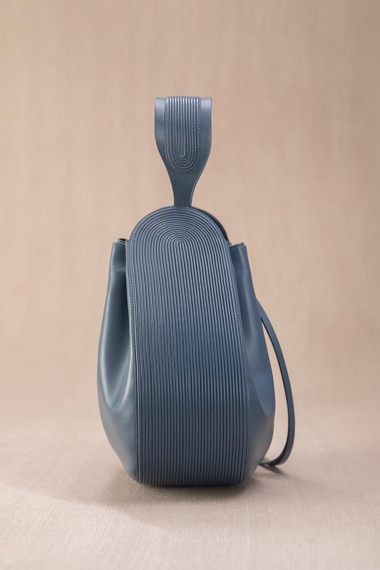 HayÄ Bucket Bag - Smoky