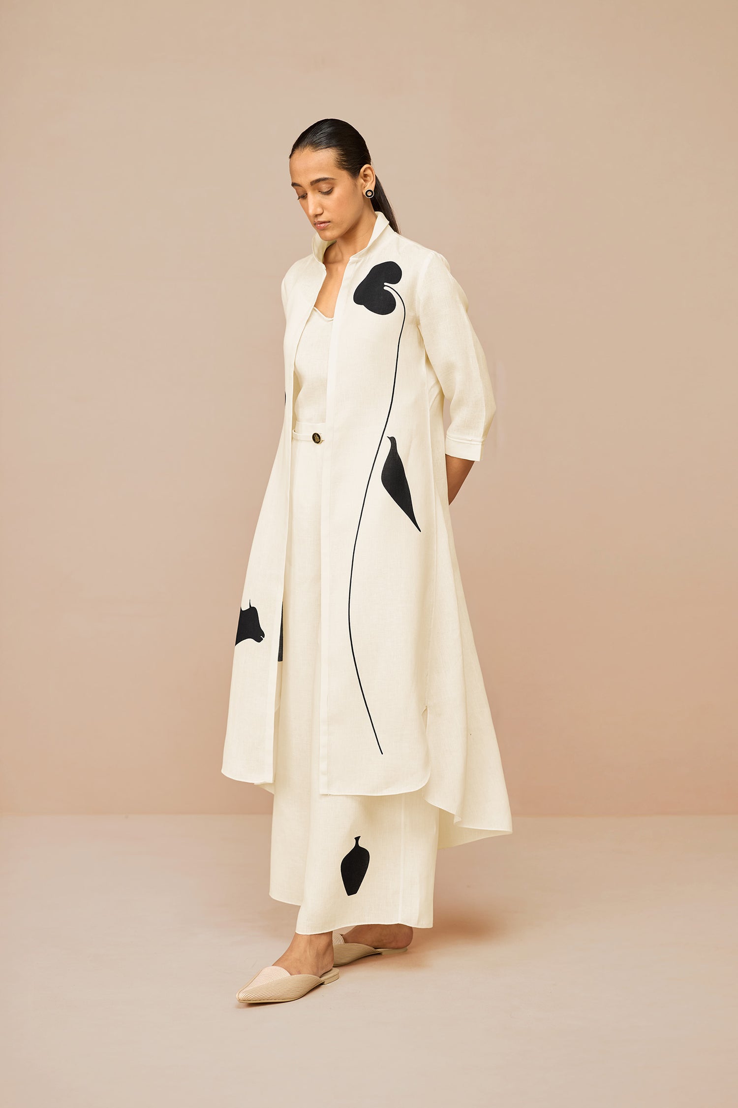  Linen Dilnawaz Jacket Set – Ivory