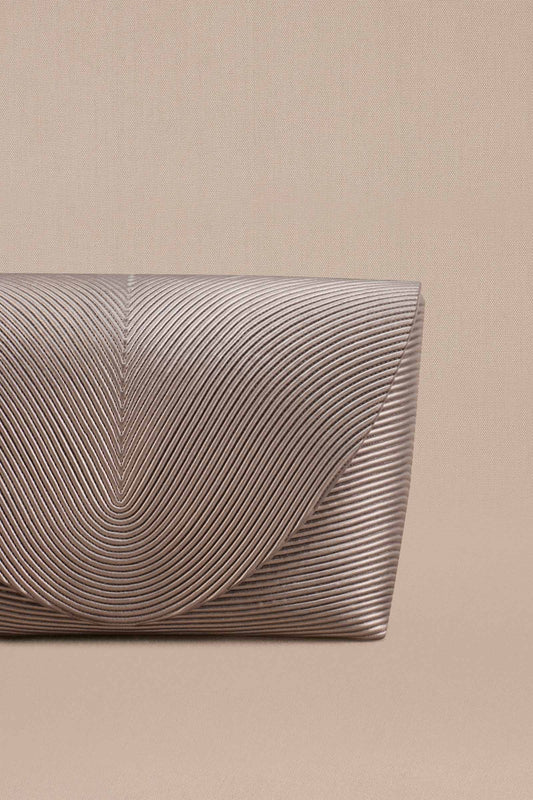 Nazah Clutch - Metallic Toosh