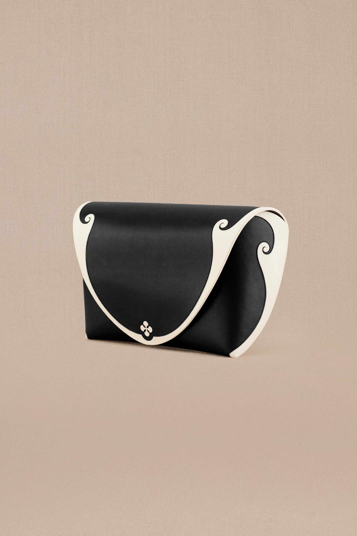 Afsa Clutch - Black