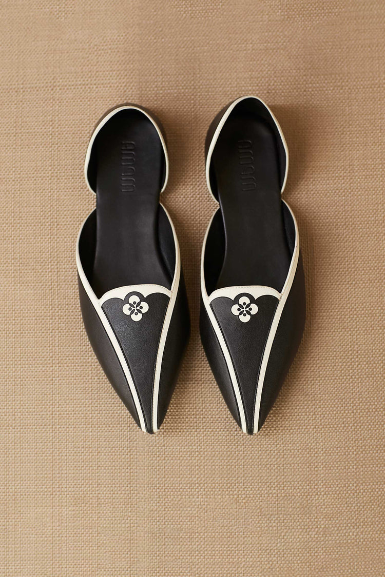 Elena Point-toe Flats - Black & Ivory