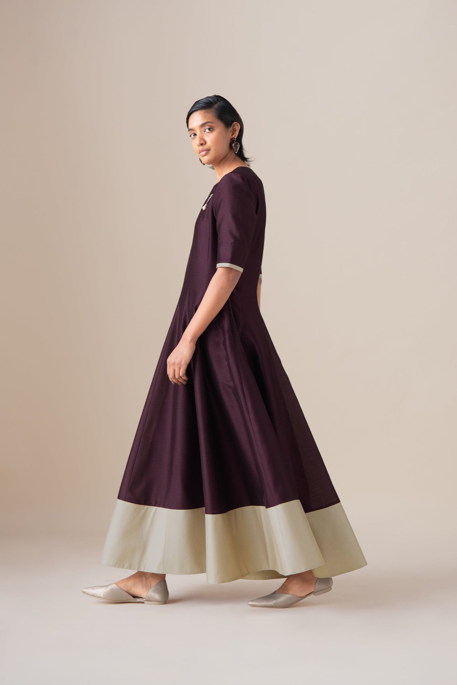  Chanderi Omira Kurta Set – Red