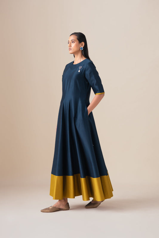 Chanderi Omira Kurta Set – Blue