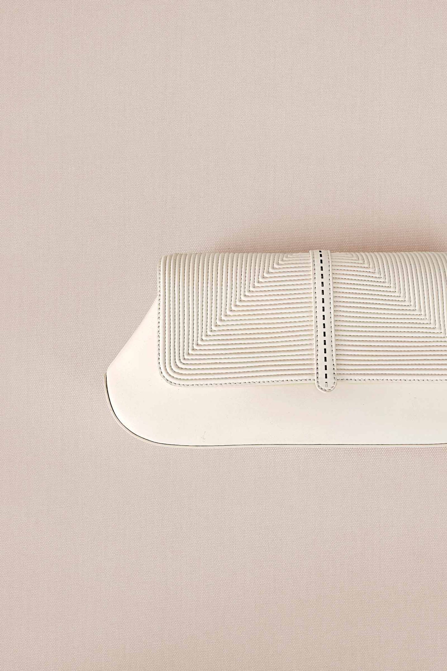 Izrah Clutch - Ivory 