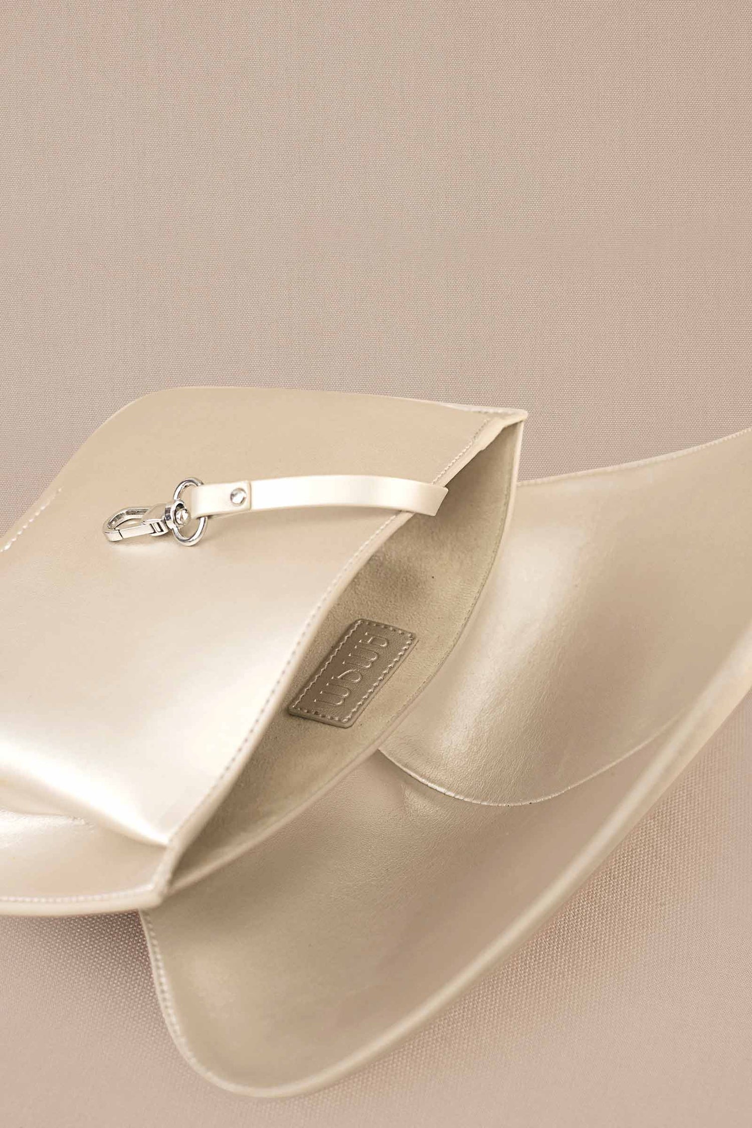 Myah Mini Clutch - Metallic Pearl 