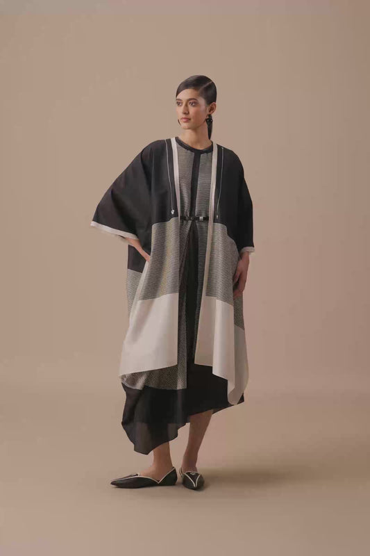Silk Riha Cape Set – Black